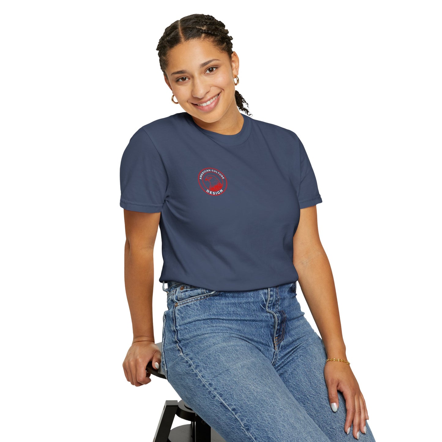Unisex - American Culture Design Tee – Minimal Style, Maximum Identity
