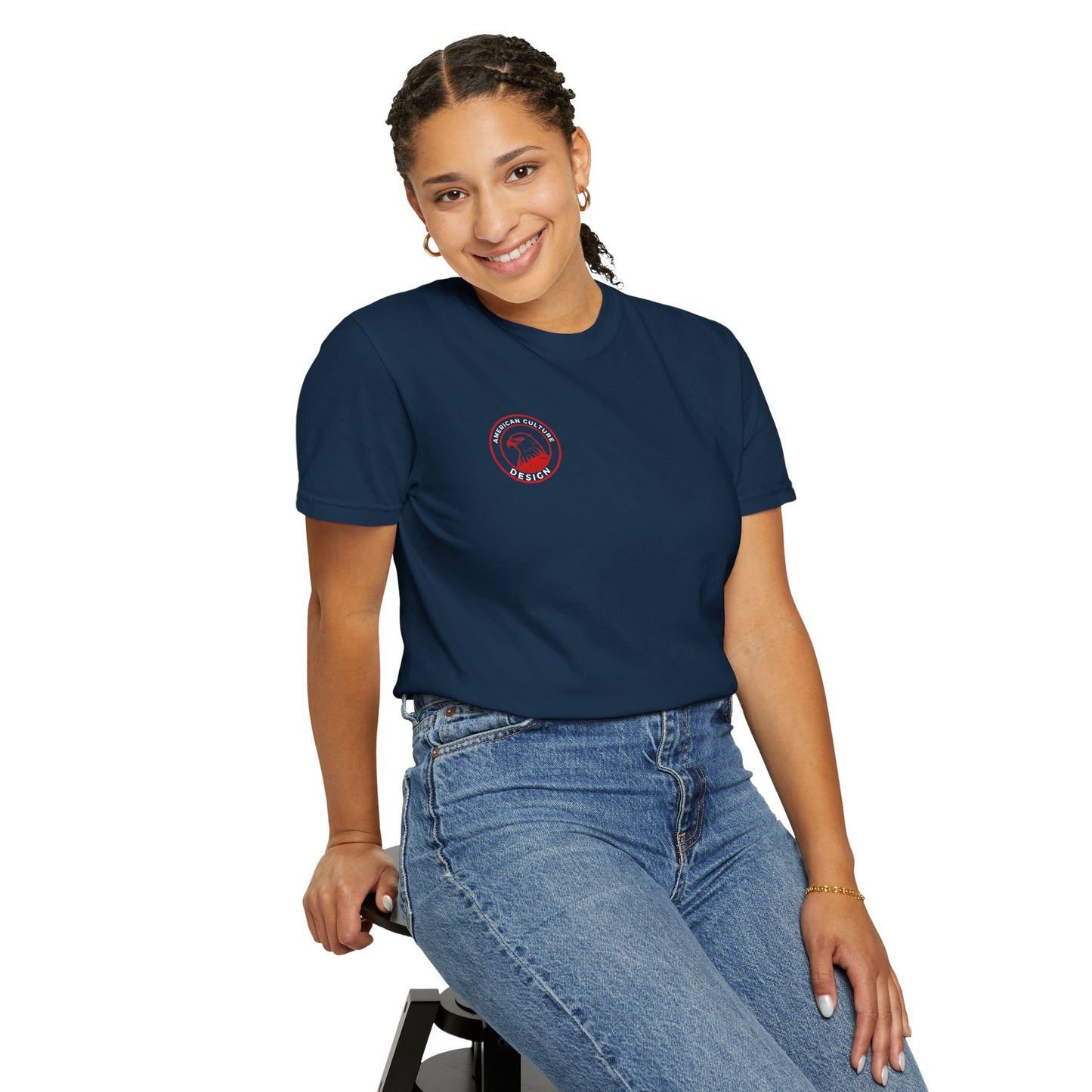 Unisex - American Culture Design Tee – Minimal Style, Maximum Identity
