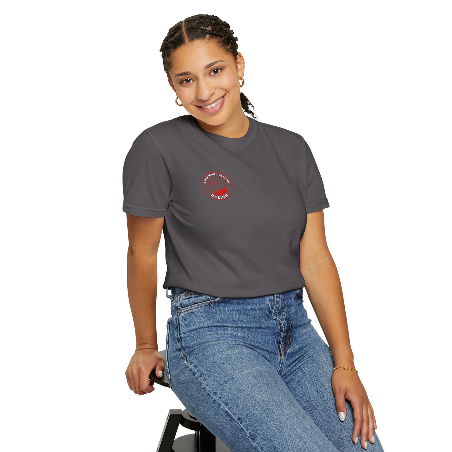 Unisex - American Culture Design Tee – Minimal Style, Maximum Identity