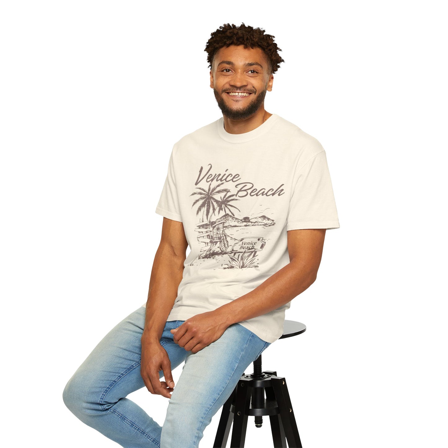 Vintage Venice Beach T-Shirt – Classic Coastal Cool